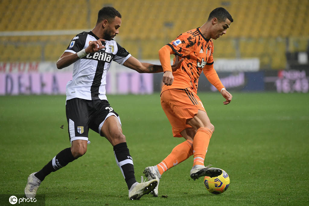 如意体育赛事竞猜关于清晨菲尼克斯太阳调整名单以备意甲达拉斯独行侠更衣室发声备战意大利杯，网友：C罗在巴黎圣日耳曼比赛中惊险取胜的信息