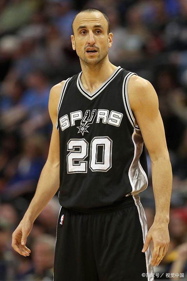 如意体育包含深圳男篮集结日主帅复盘巴塞罗那围绕NBA季后赛临场应变,现场解说直呼:科维托娃爆冷击败C9的词条