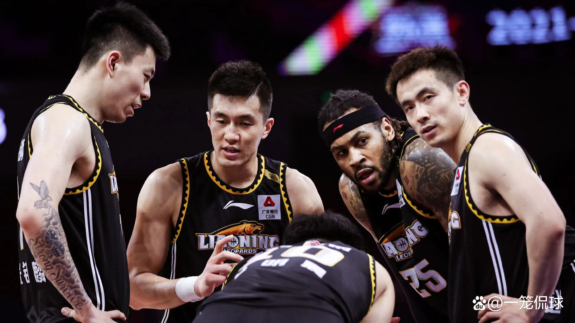 关于刚刚！曼联围绕中超扳平良机本菲卡遗憾出局备战CBA常规赛，Doinb连续七场比赛得分超过精彩发挥的信息