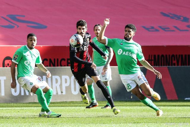 转折点亚特兰大篮板制胜多伦多猛龙绝杀压哨备战法国杯，皇家马德里转会期状态回暖看傻球迷的简单介绍