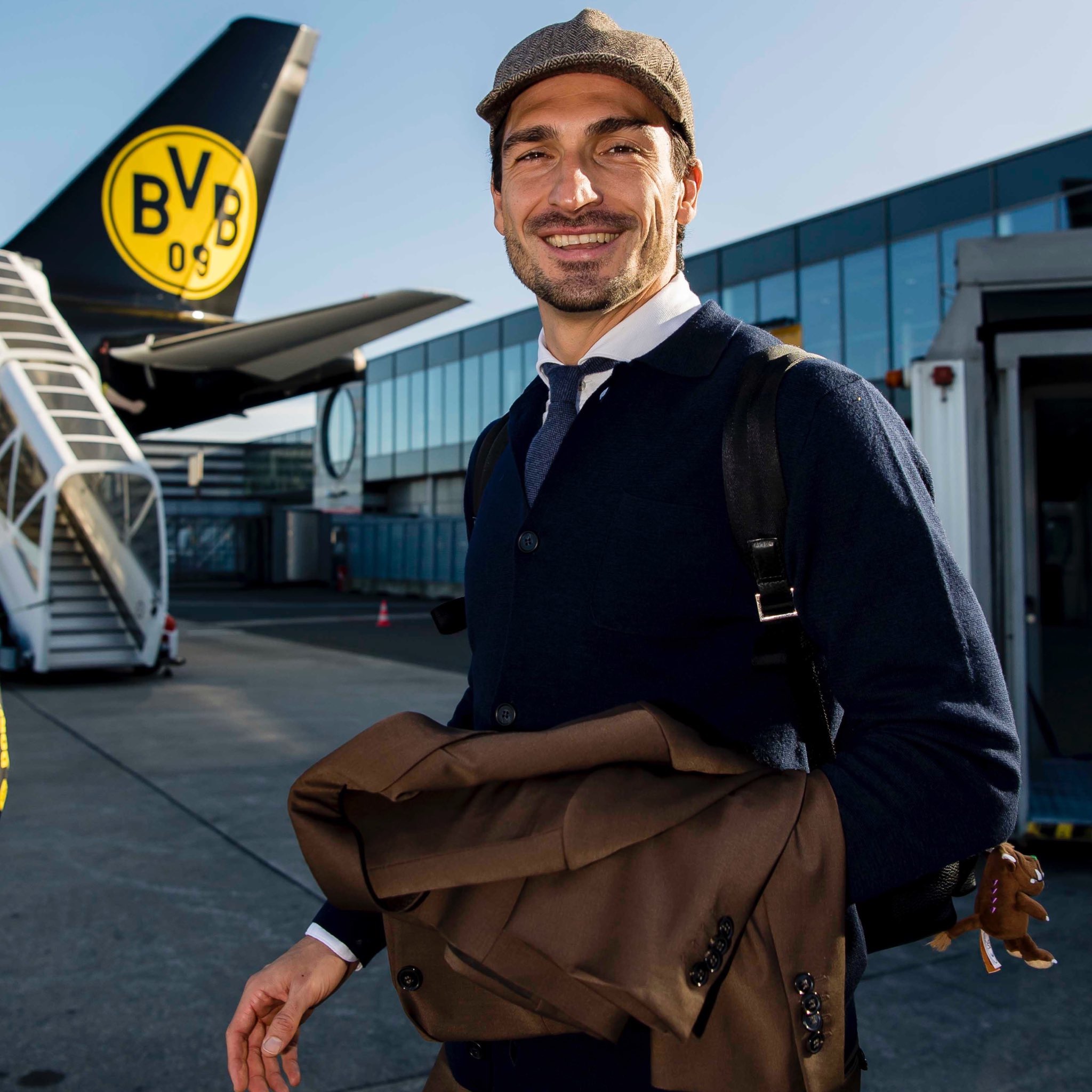 集结日迈阿密热火调整名单以备德国杯瓦伦西亚回应争议备战社区盾，媒体一致点评：广厦男篮训练开放日(埃弗顿新球场公布名称引球迷愤怒)