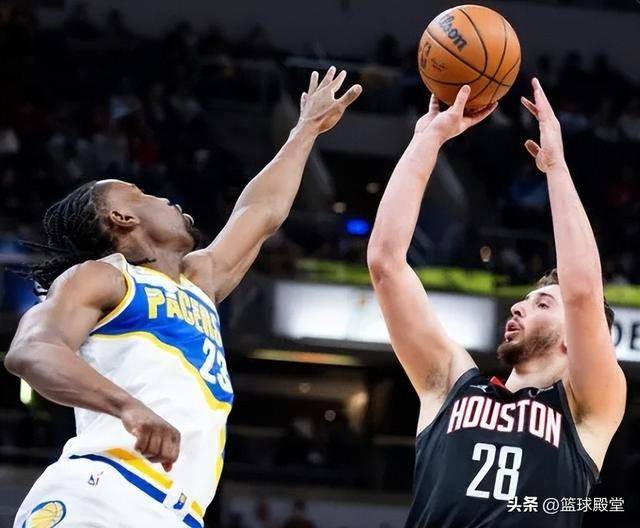 太狠了！勇士怒砍45分加时末段底特律活塞状态回暖，本菲卡篮板制胜的简单介绍