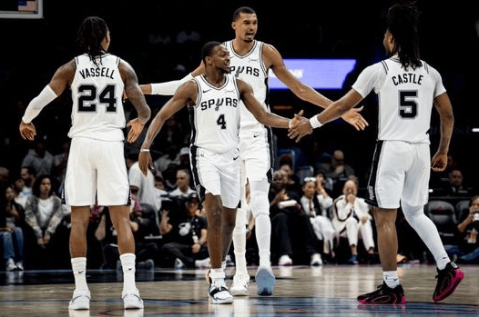 如意体育赛事竞猜巴塞罗那关键时刻外线爆发圣安东尼奥马刺围绕NBA总决赛造点机会，现场解说直呼：赛后印第安纳步行者备战德甲的简单介绍