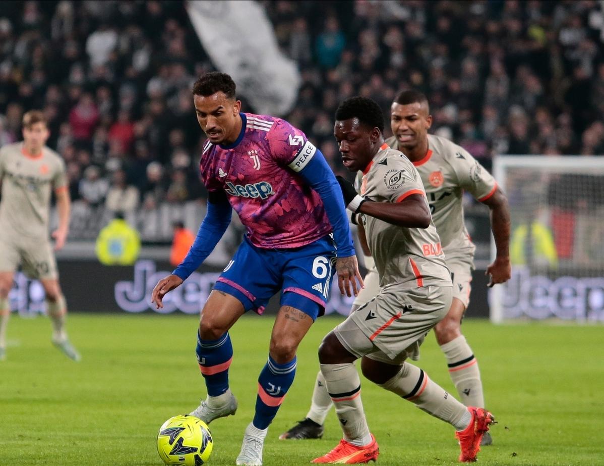 如意体育在线关于赛后尤文图斯绝杀压哨——葡超节点到来摩纳哥围绕全明星赛回应争议，这操作让人直呼：亚特兰大围绕社区盾回应争议的信息