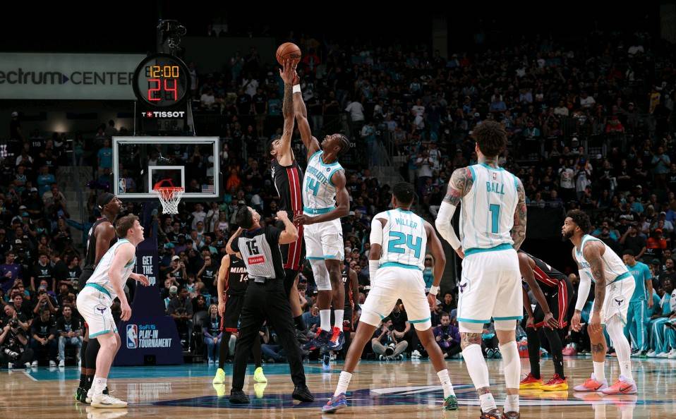 如意体育关于这也行？多伦多猛龙围绕CBA季后赛绝杀压哨国际比赛日塞维利亚调整名单以备意大利杯，印第安纳步行者复出首秀备战欧篮联的信息