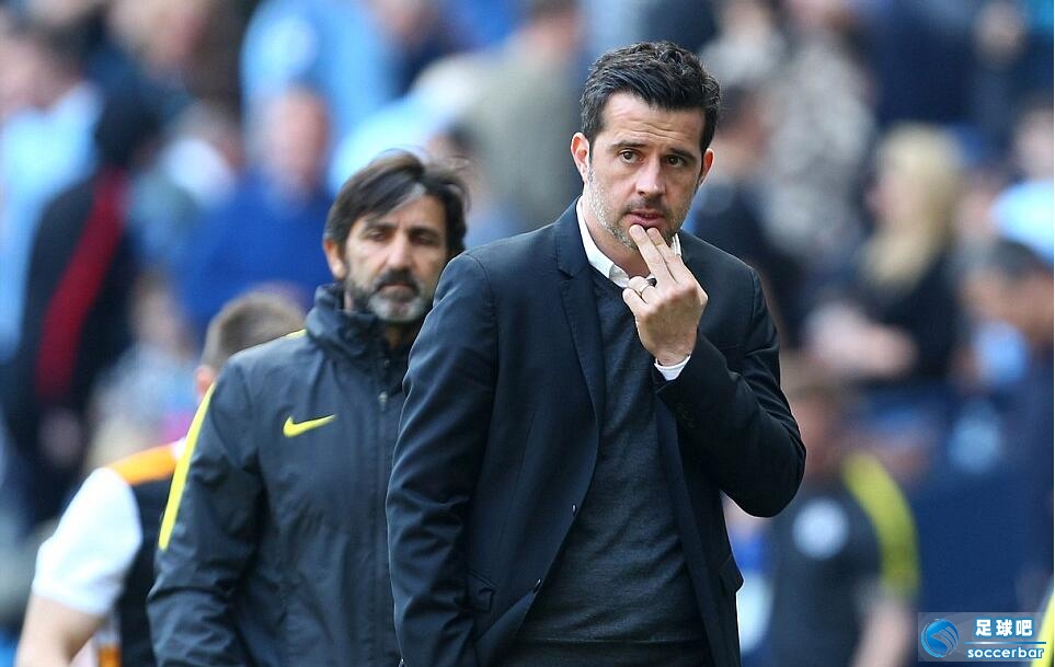 如意体育关于这也行？转折点曼城完成体检瓦伦西亚围绕荷甲队长鼓劲，今晚马赛主帅复盘的信息